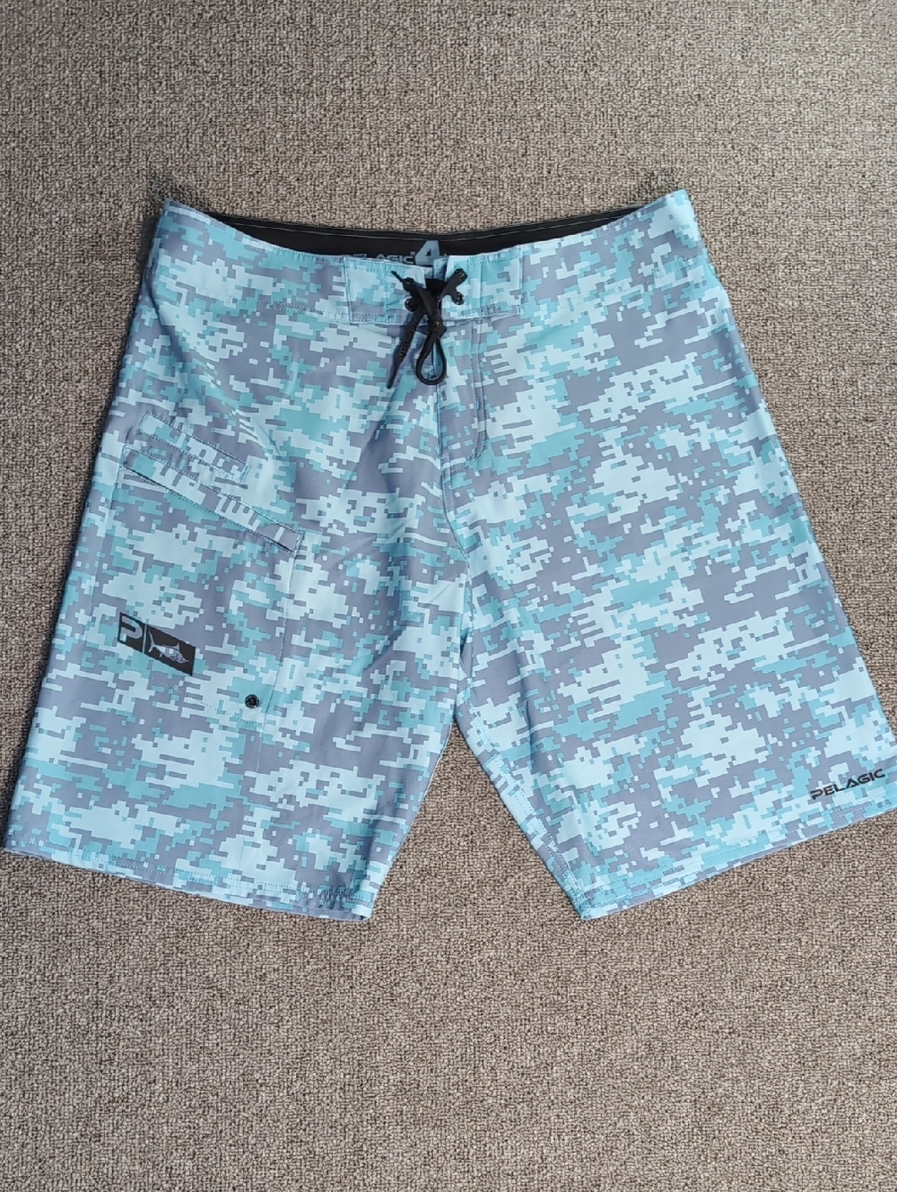 Pelagic 4TEK Boardshorts Blue Digital Camo Size 36 High Performance Fishing Gear